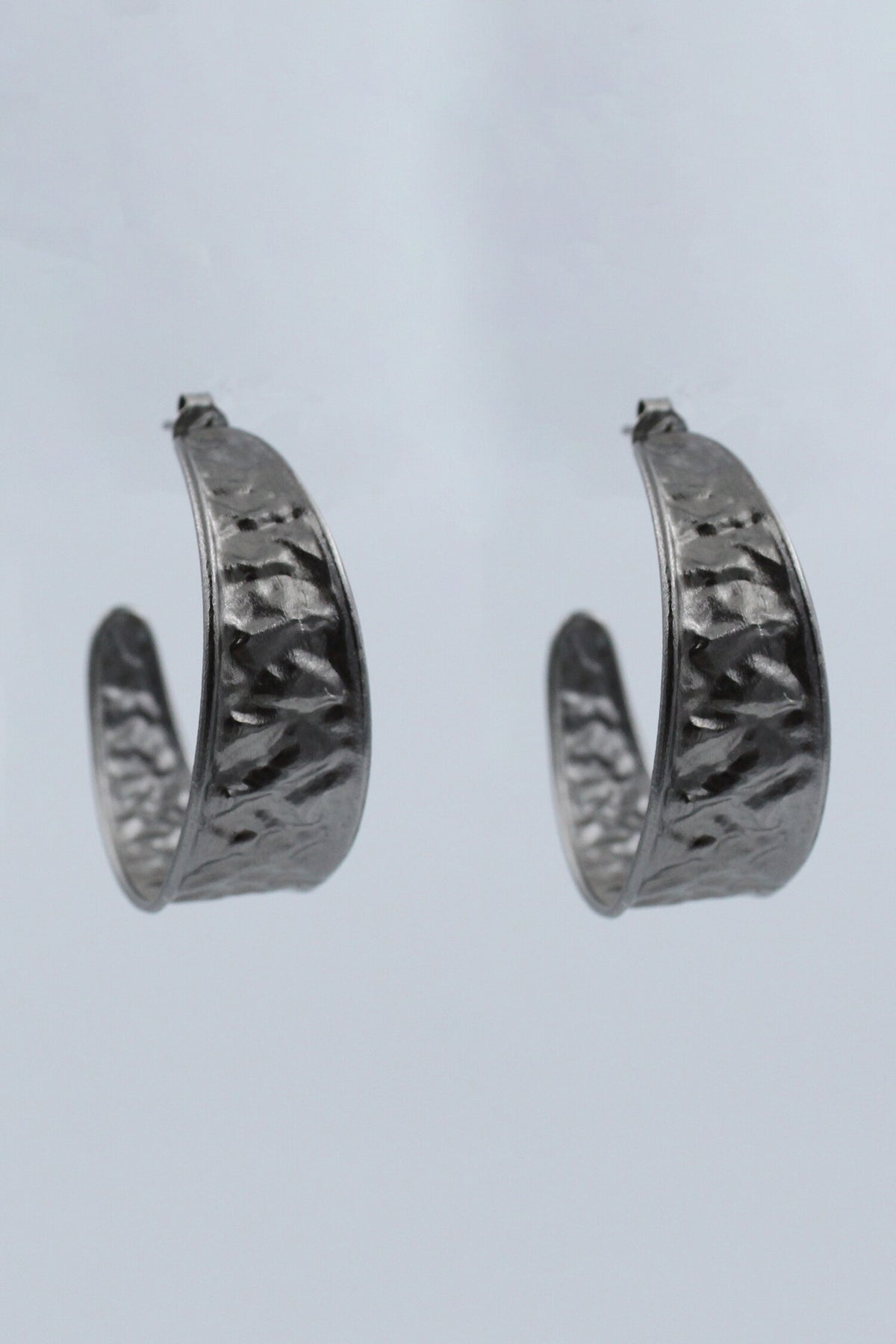 Bailey Hammered Textured Hoops 
