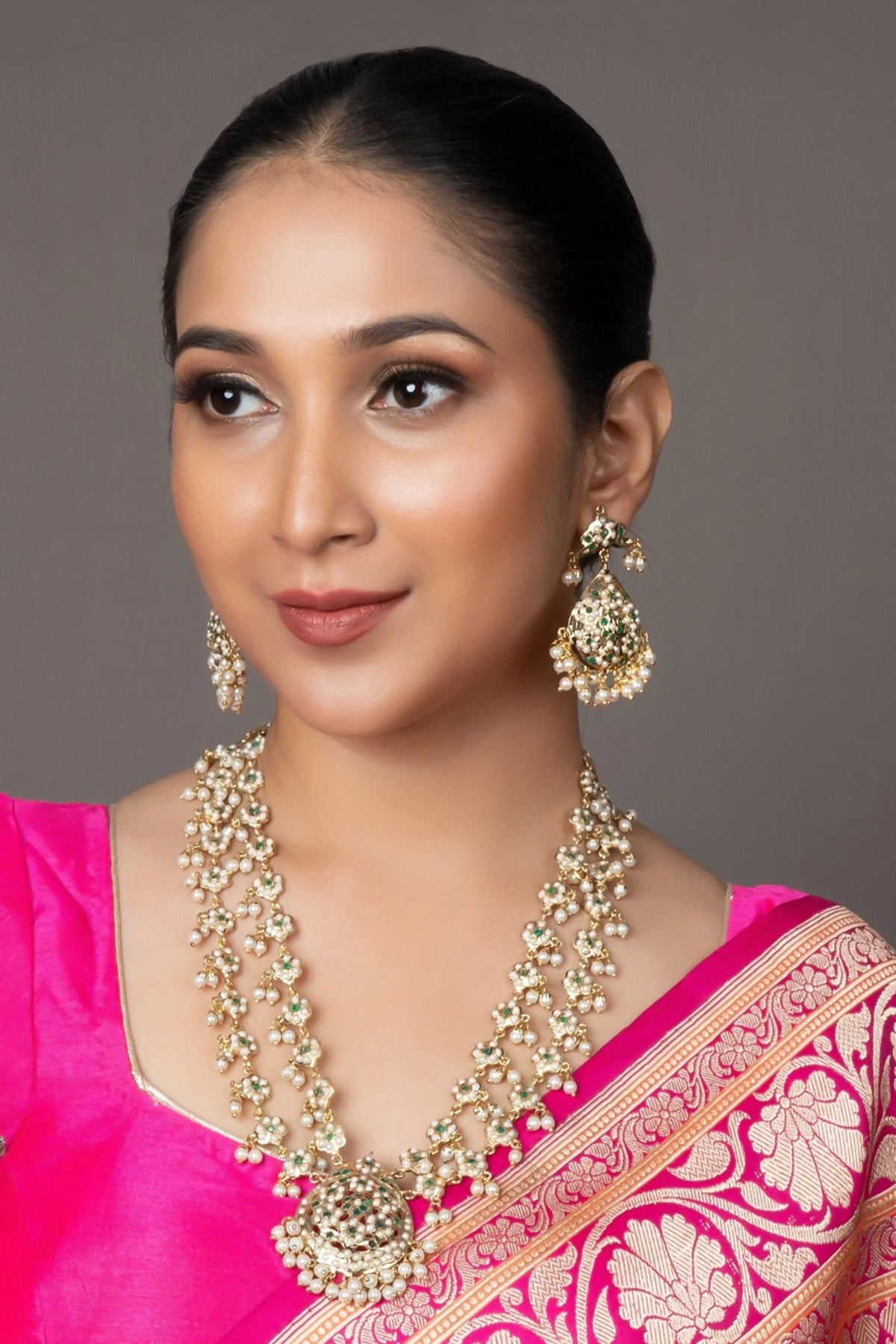 Elegant Layered Embellished Pendant Necklace Set 