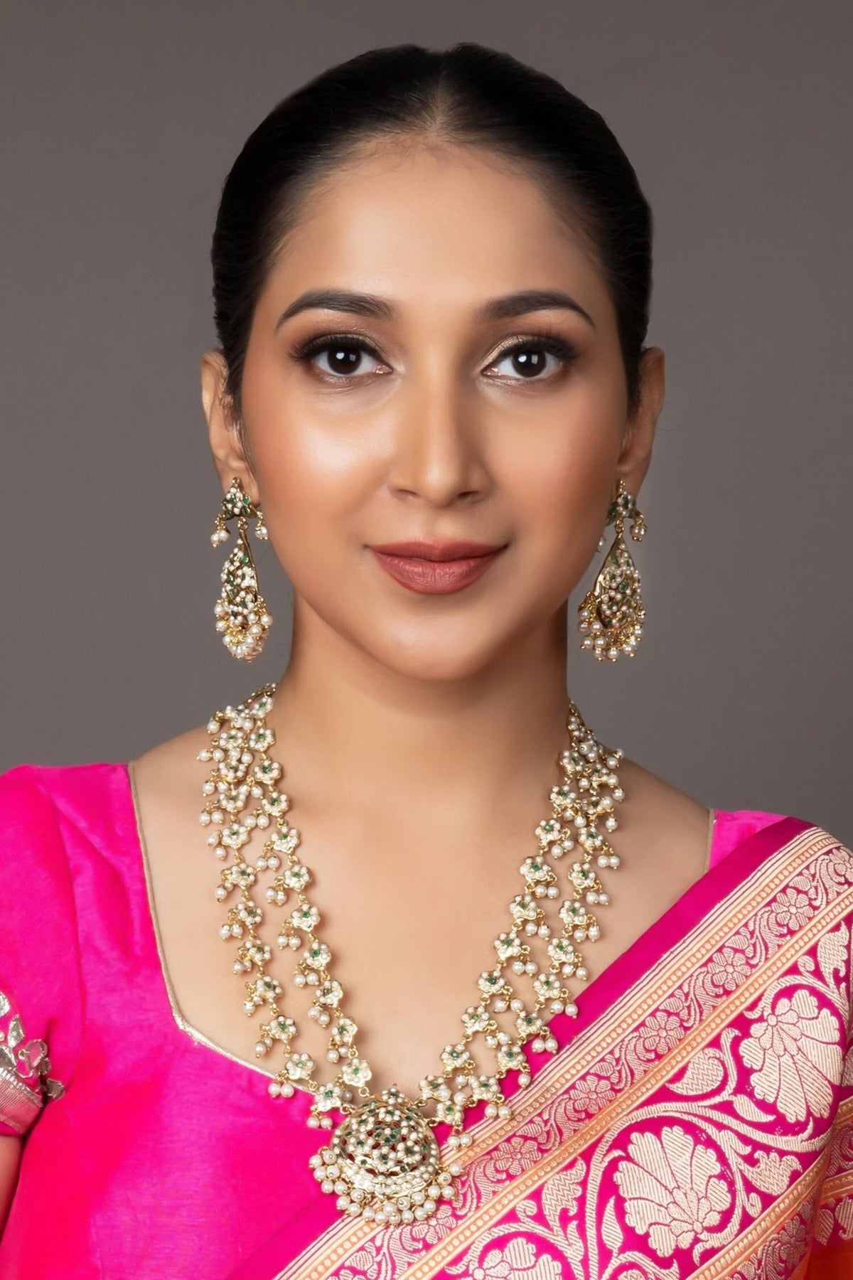 Elegant Layered Embellished Pendant Necklace Set 