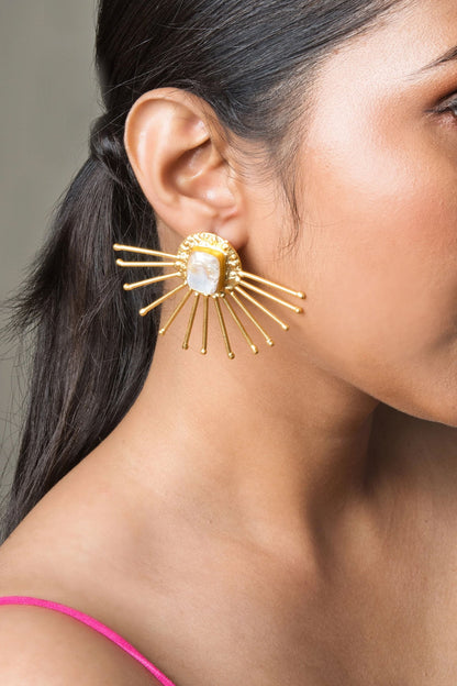 Shell Pearl Embellished Earrings 