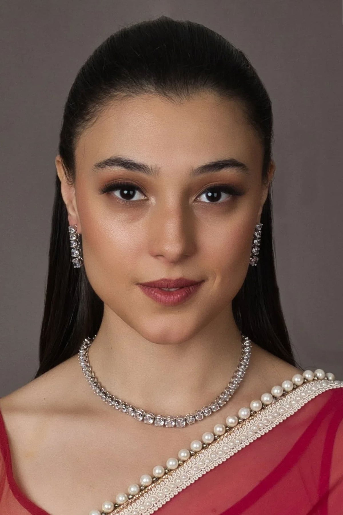 Solitaire Embellished Necklace Set 