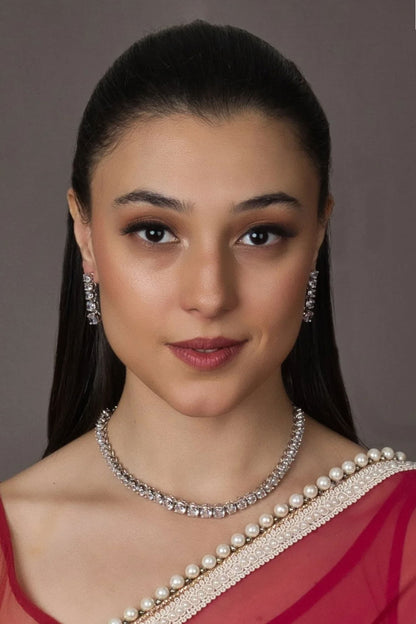 Solitaire Embellished Necklace Set 
