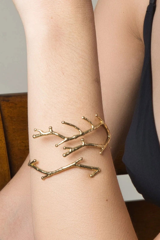 Thorn Carved Cuff 