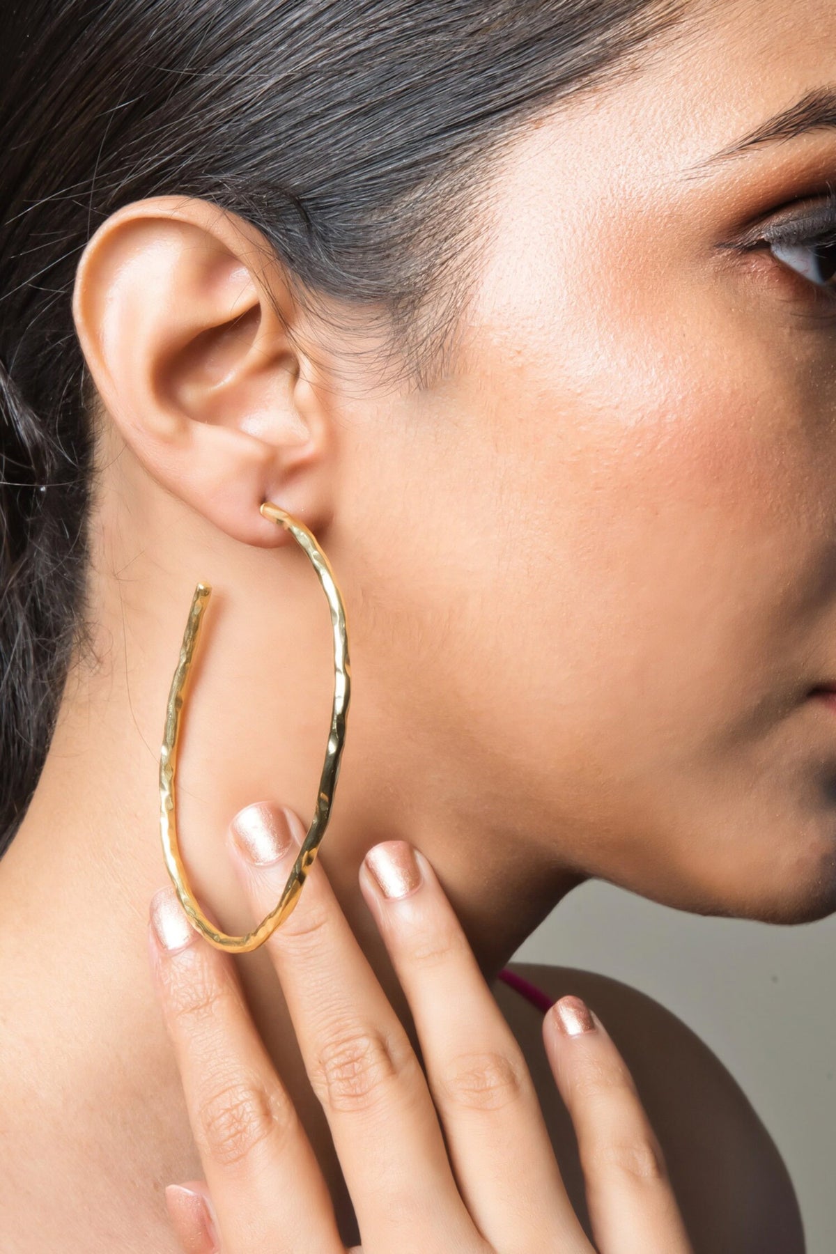 Halo Textured Hoops 