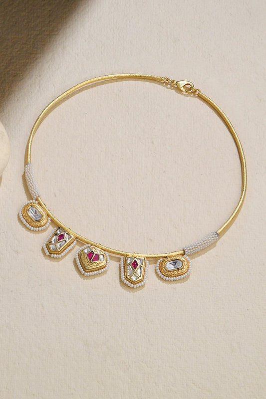 Kundan Embellised Carved Necklace 