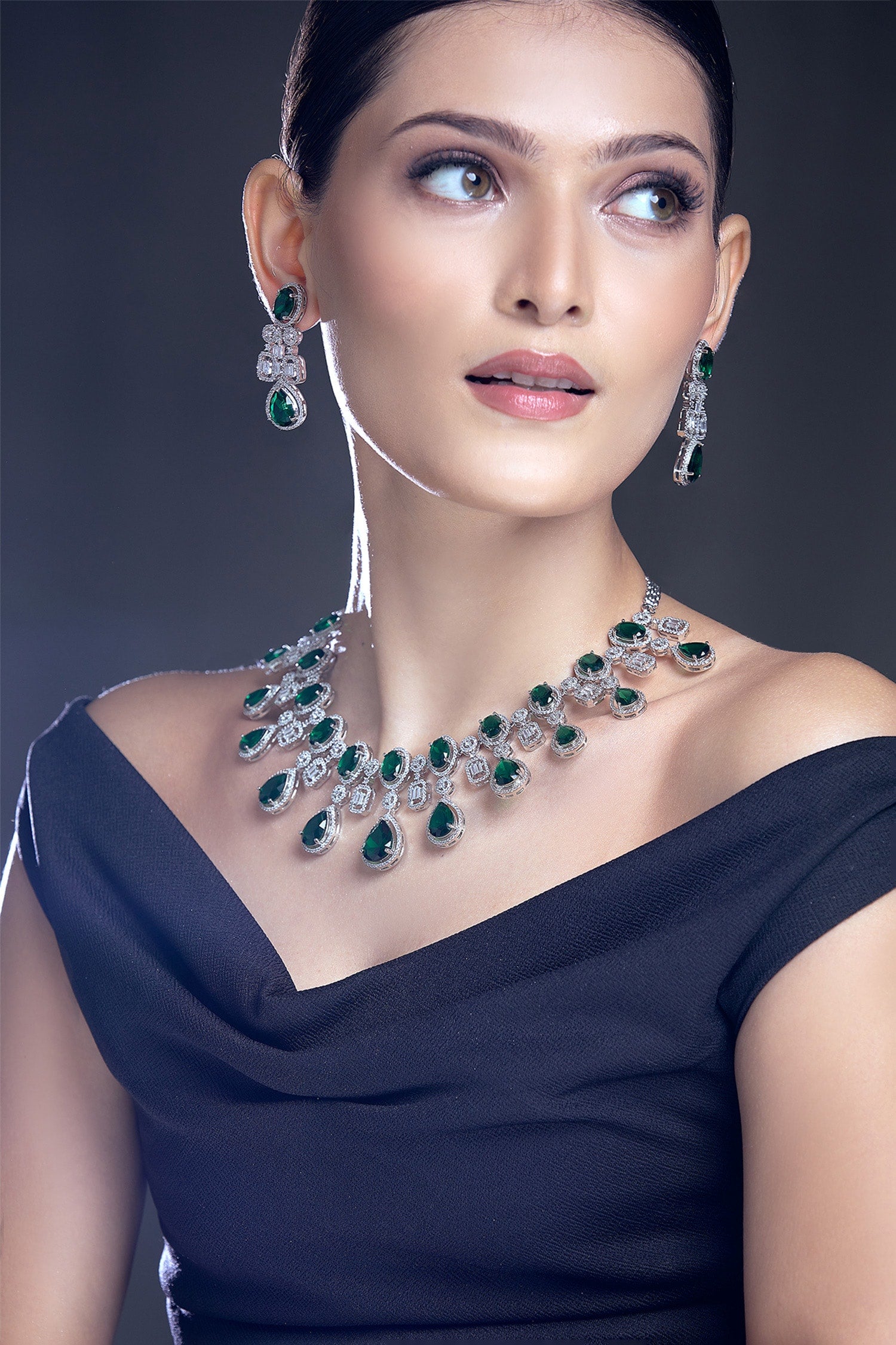 Zircon & Emerald Stone Embellished Necklace Set 