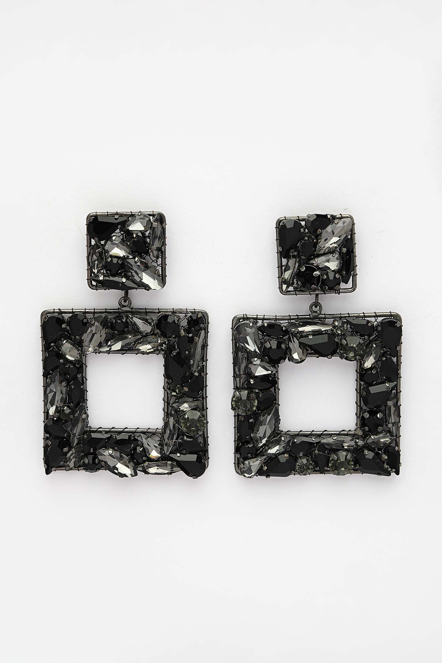 Square Motif Carved Earrings 