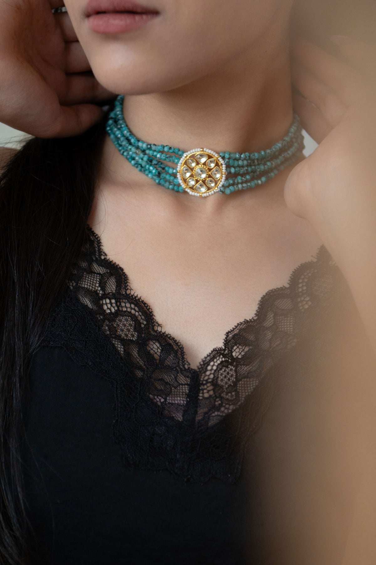Floral Kundan Studded Onyx Choker 