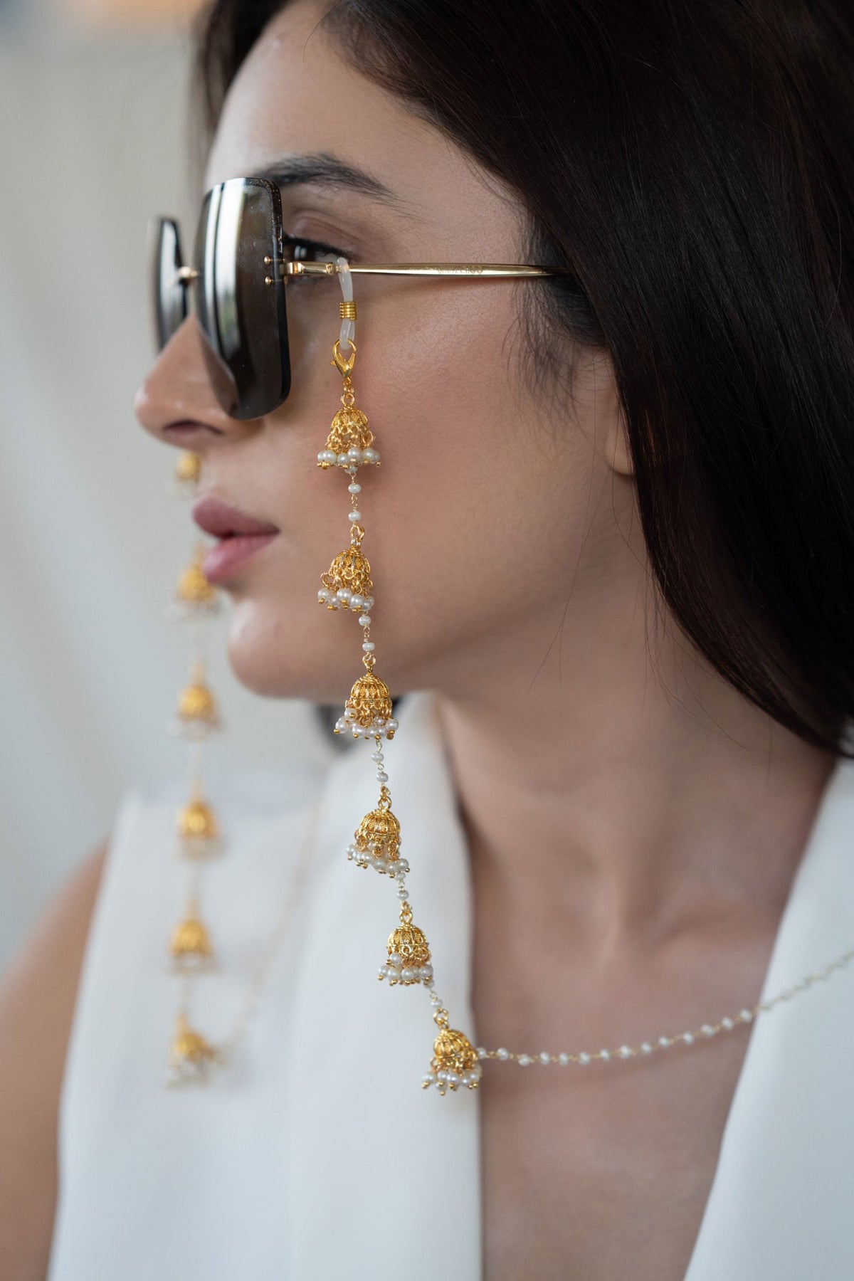 Jhumka Pearl Embellished Eyewear Chain 