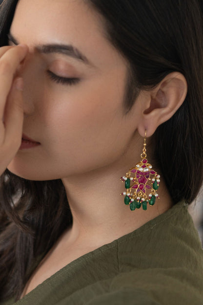 Kundan Studded Fish Pattern Earrings 