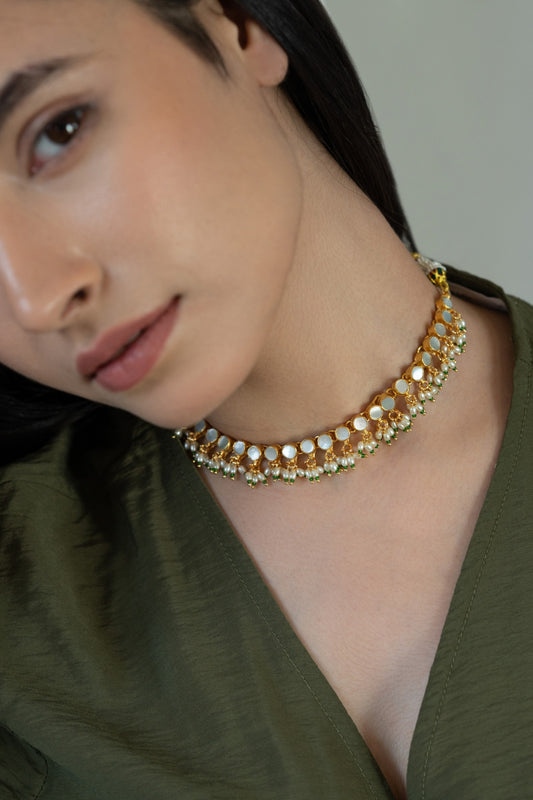 Mother Of Pearl Studded Choker 