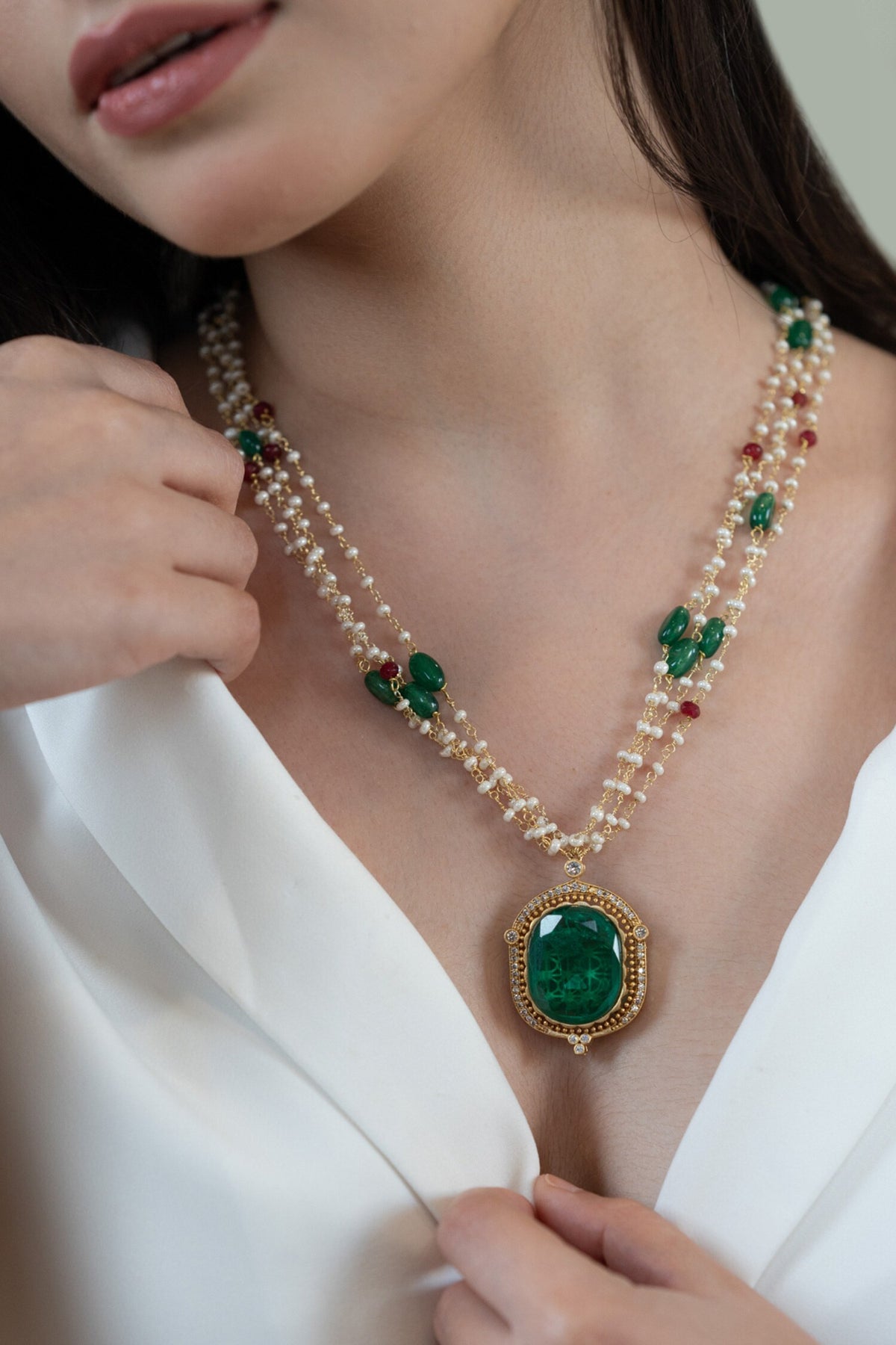 Stone Embellished Pearl Multi-Chain Necklace 