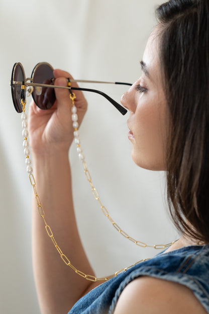 Pearl Embellished Eyewear Chain 