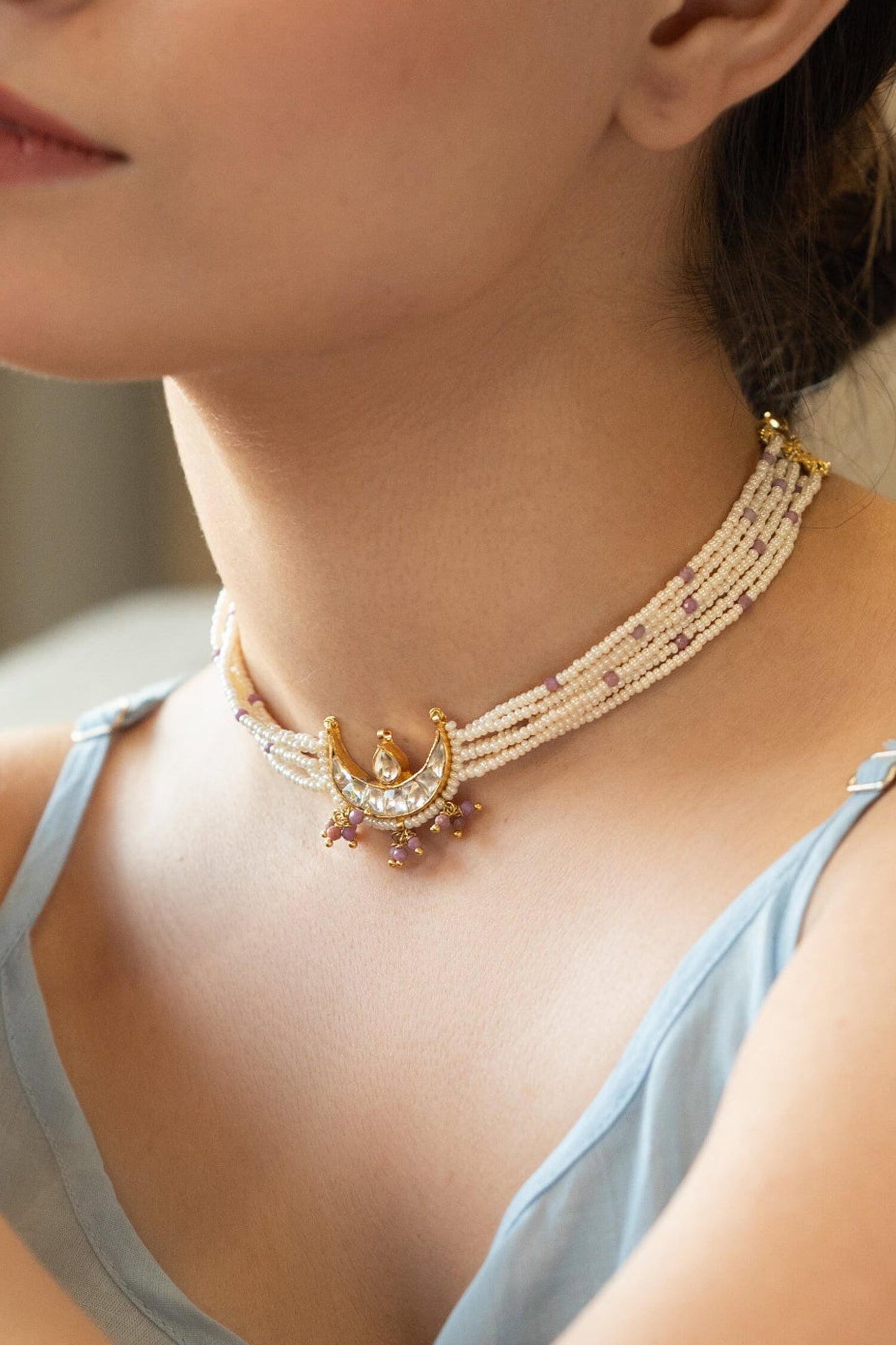 Half Crescent Carved Pendant Choker 