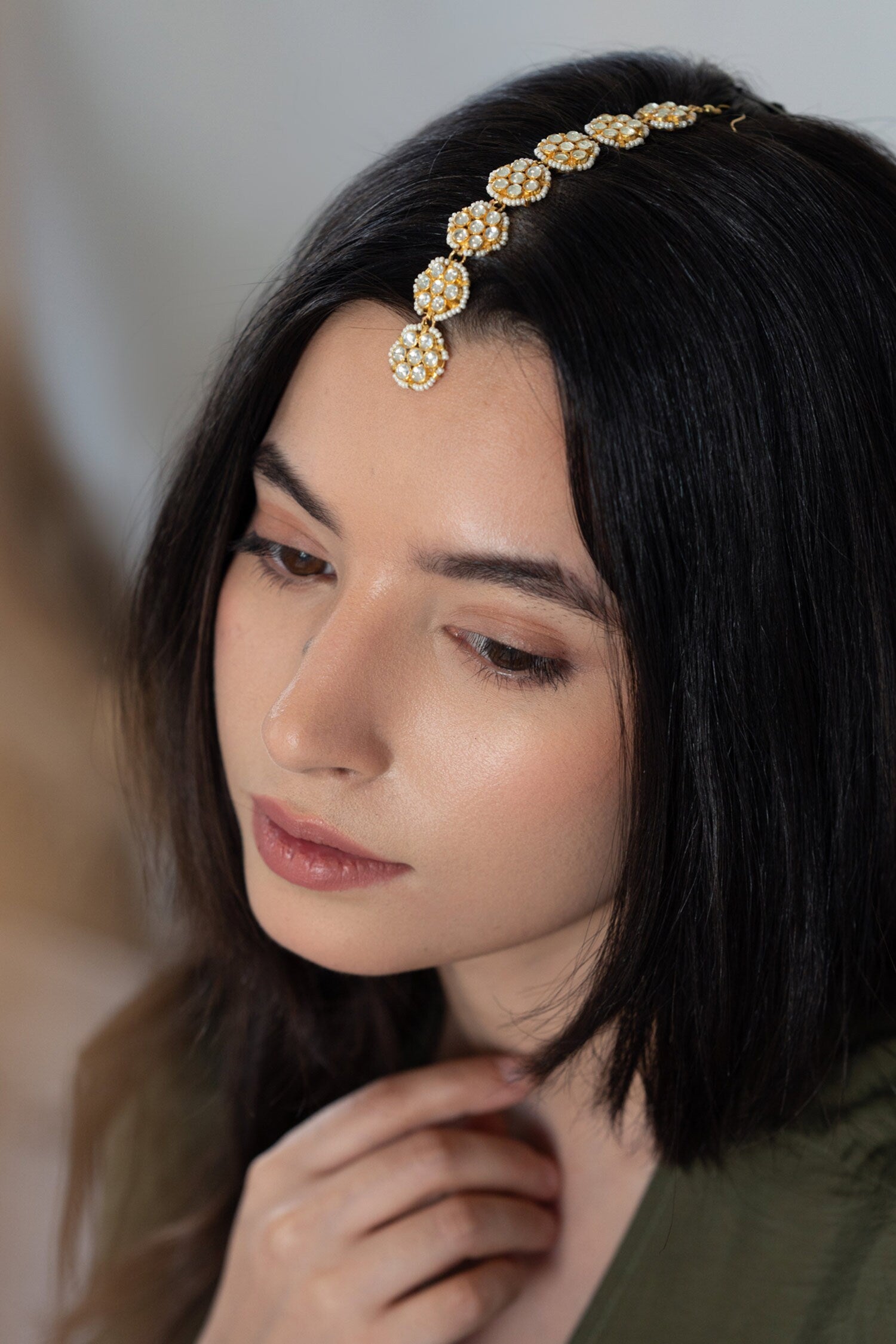 Kundan Embellished Maangtikka 