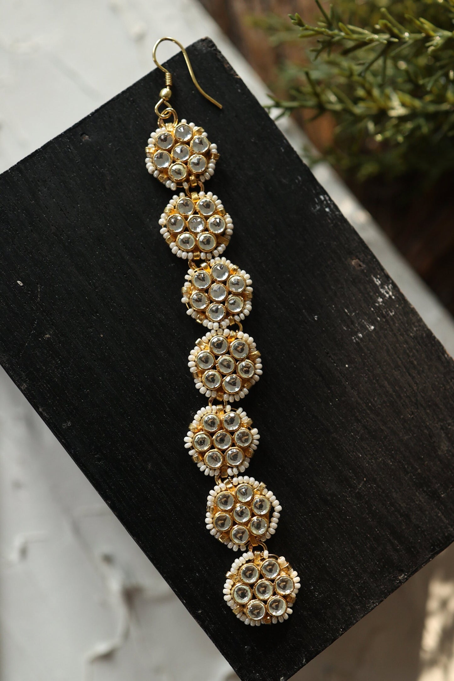 Kundan Embellished Maangtikka 