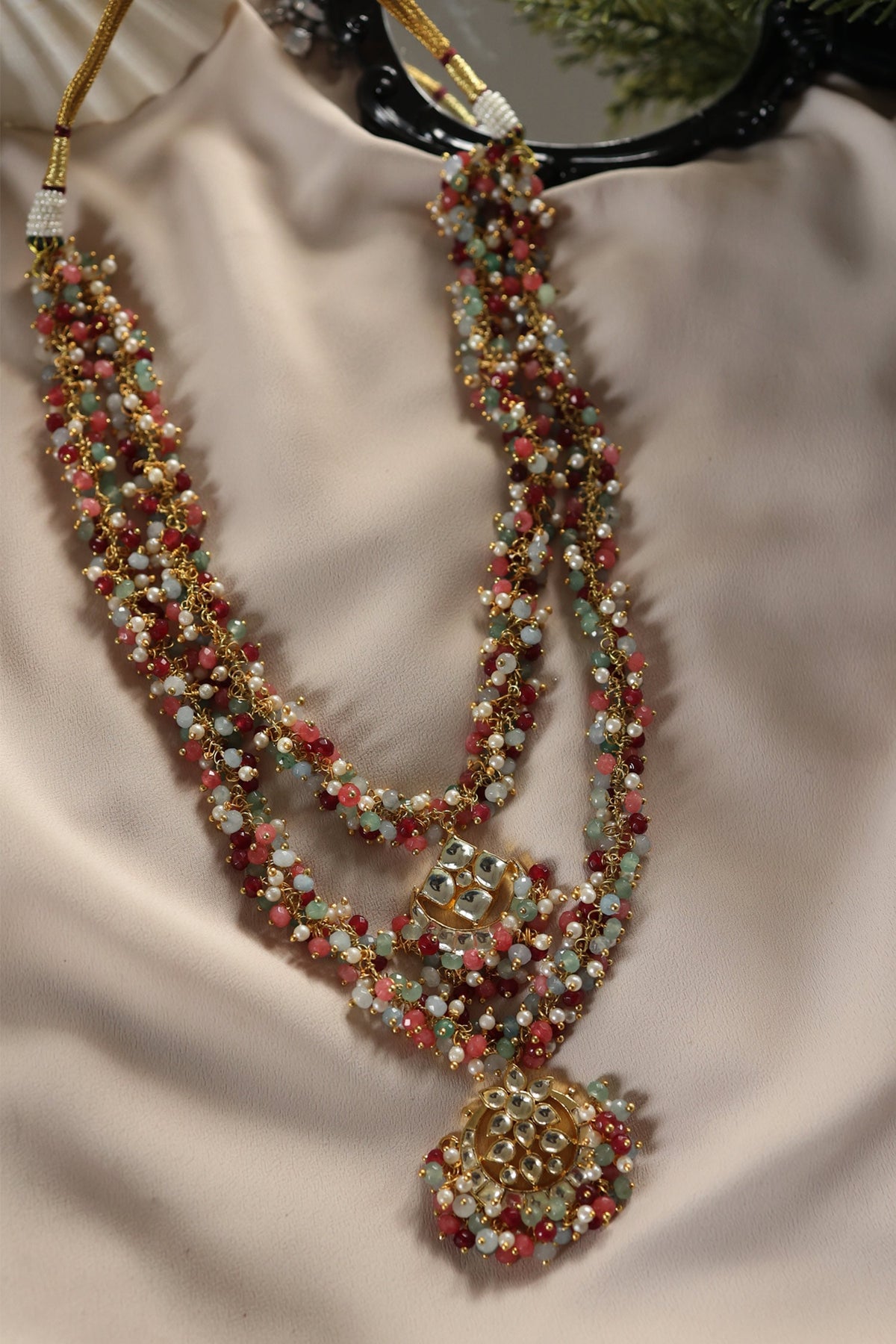 Kundan Embellished Layered Pendant Necklace 