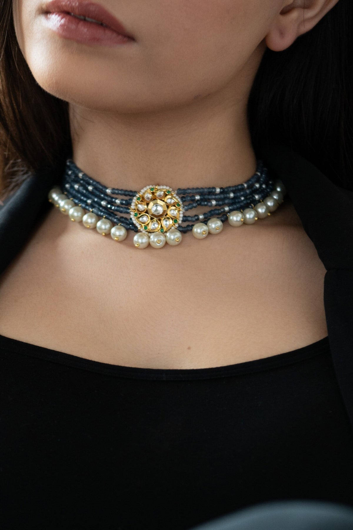 Kundan Studded Pendant Choker 