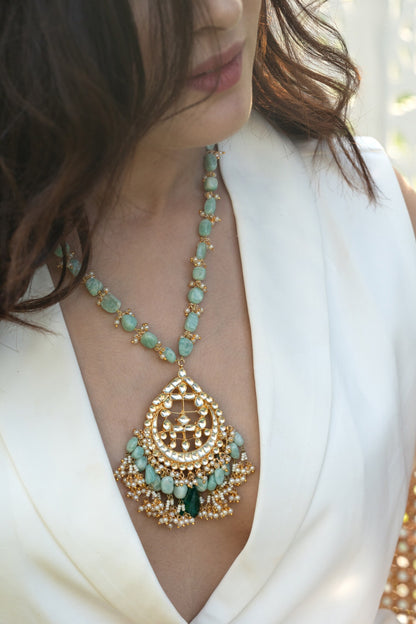 Kundan Studded Pendant Necklace 