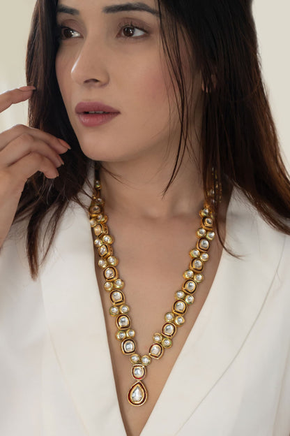 Kundan Studded Pendant Necklace 