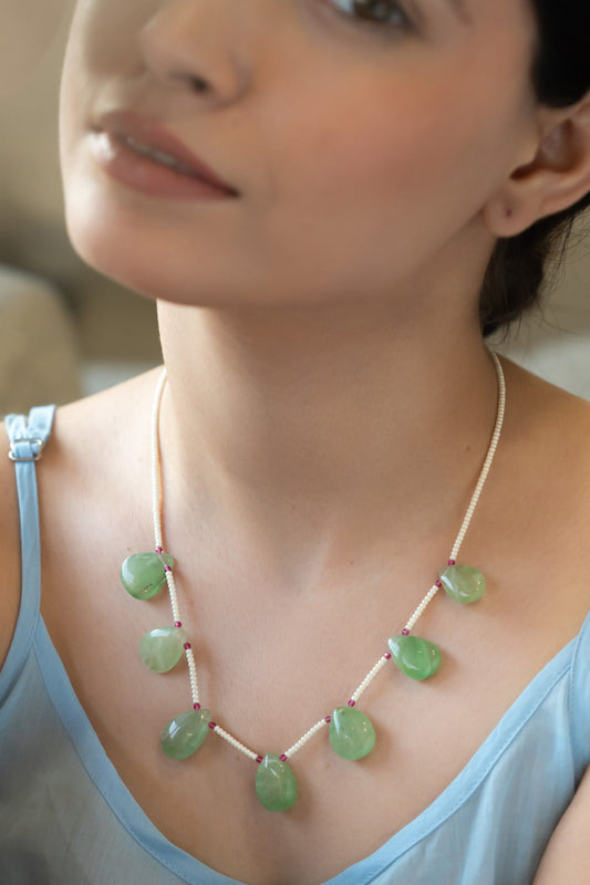 Pearl Embellished Necklace 