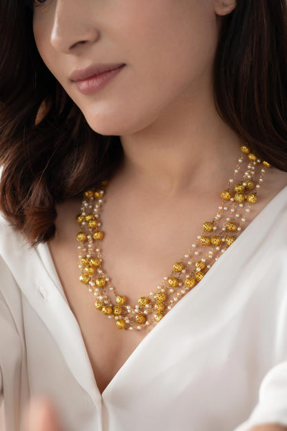 Shell Pearl Embellished Layered Necklace 