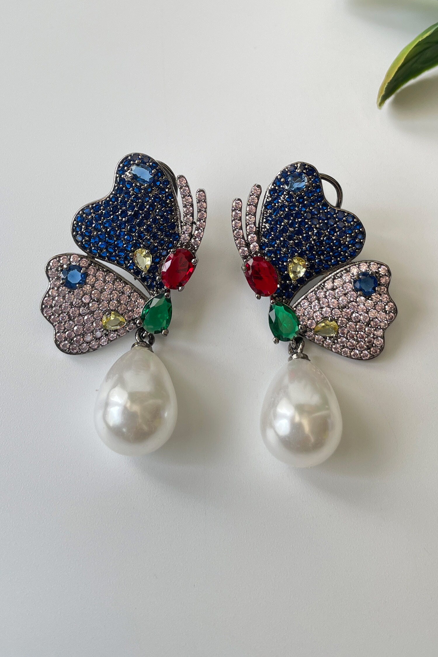 Zircon Studded Pearl Drop Earrings 
