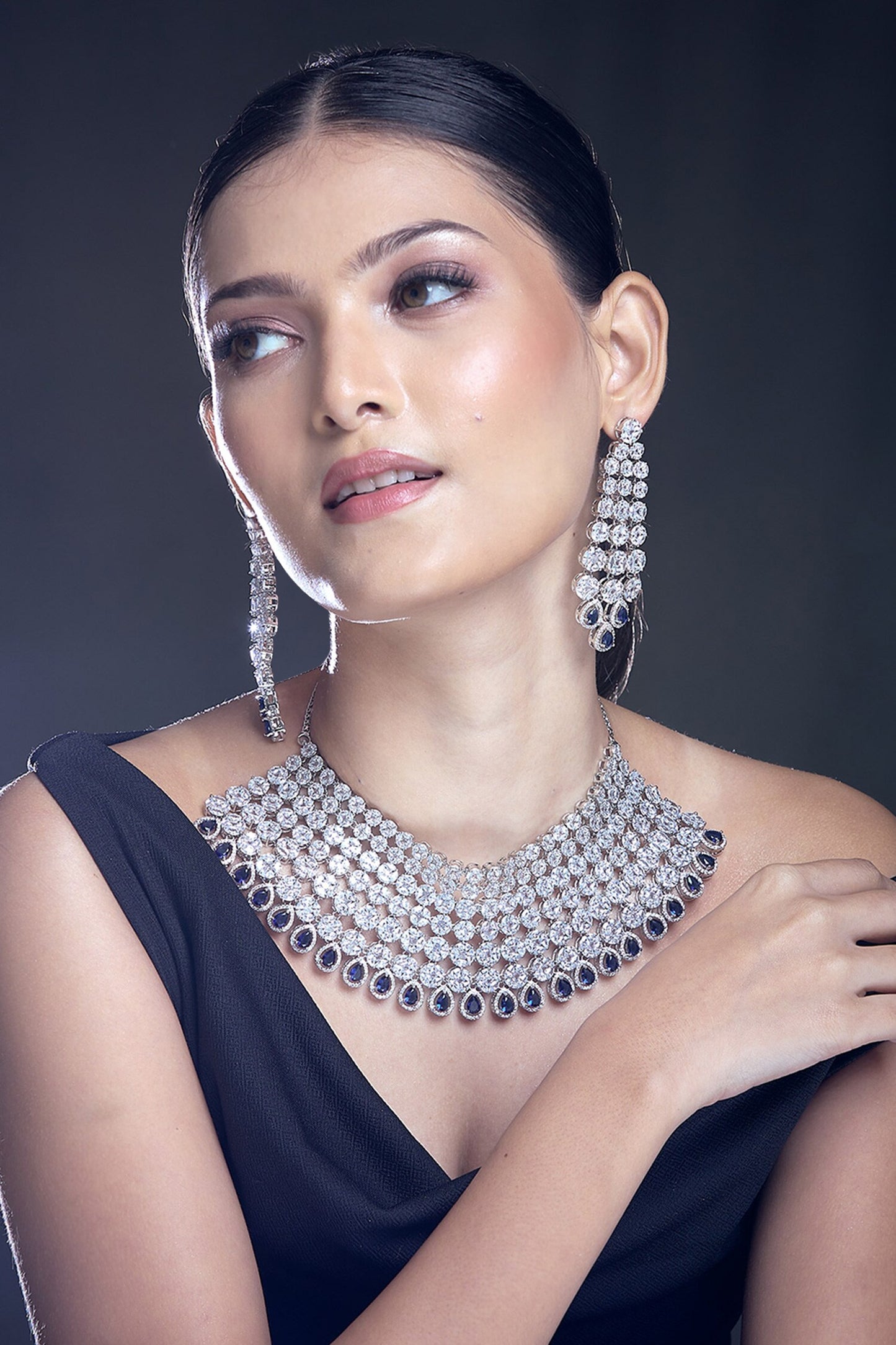 Zirconia Embellished Necklace Set 
