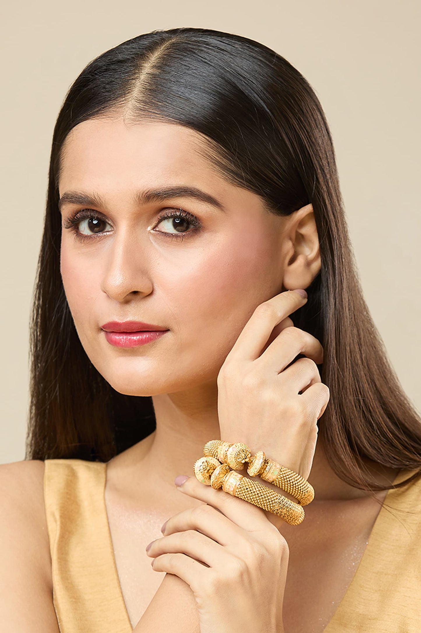 Floral Carved 2 Pcs Bangles 