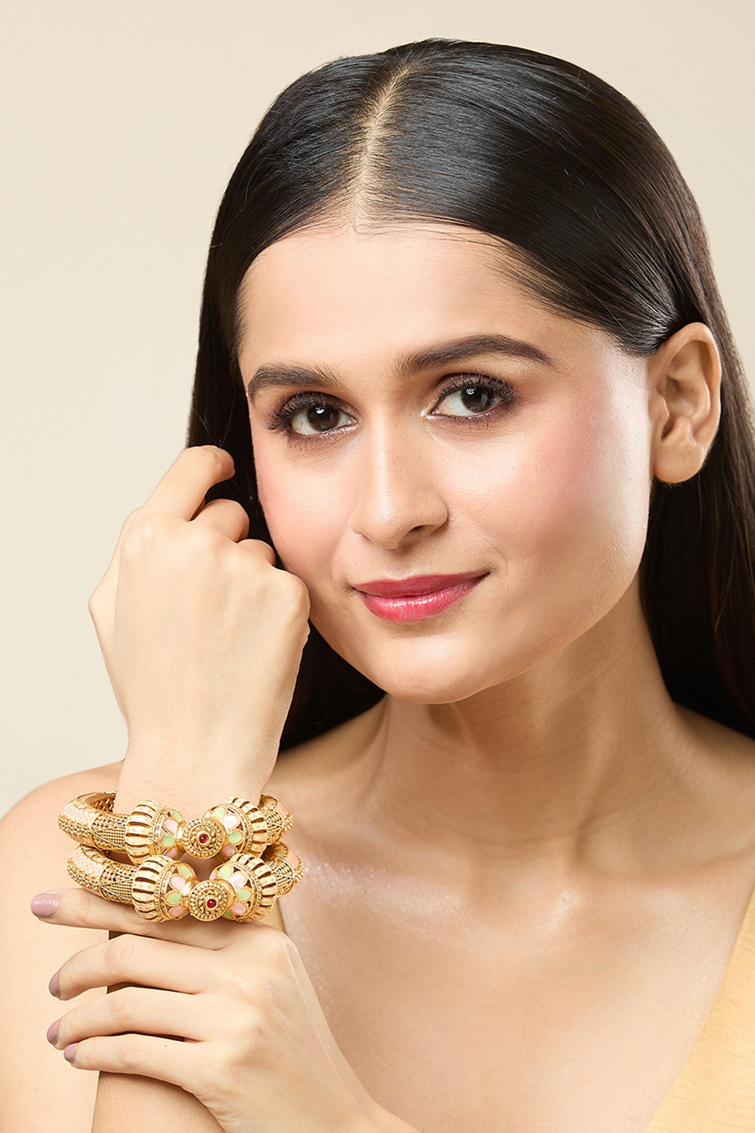 Sphere Floral Carved 2 Pcs Bangles 