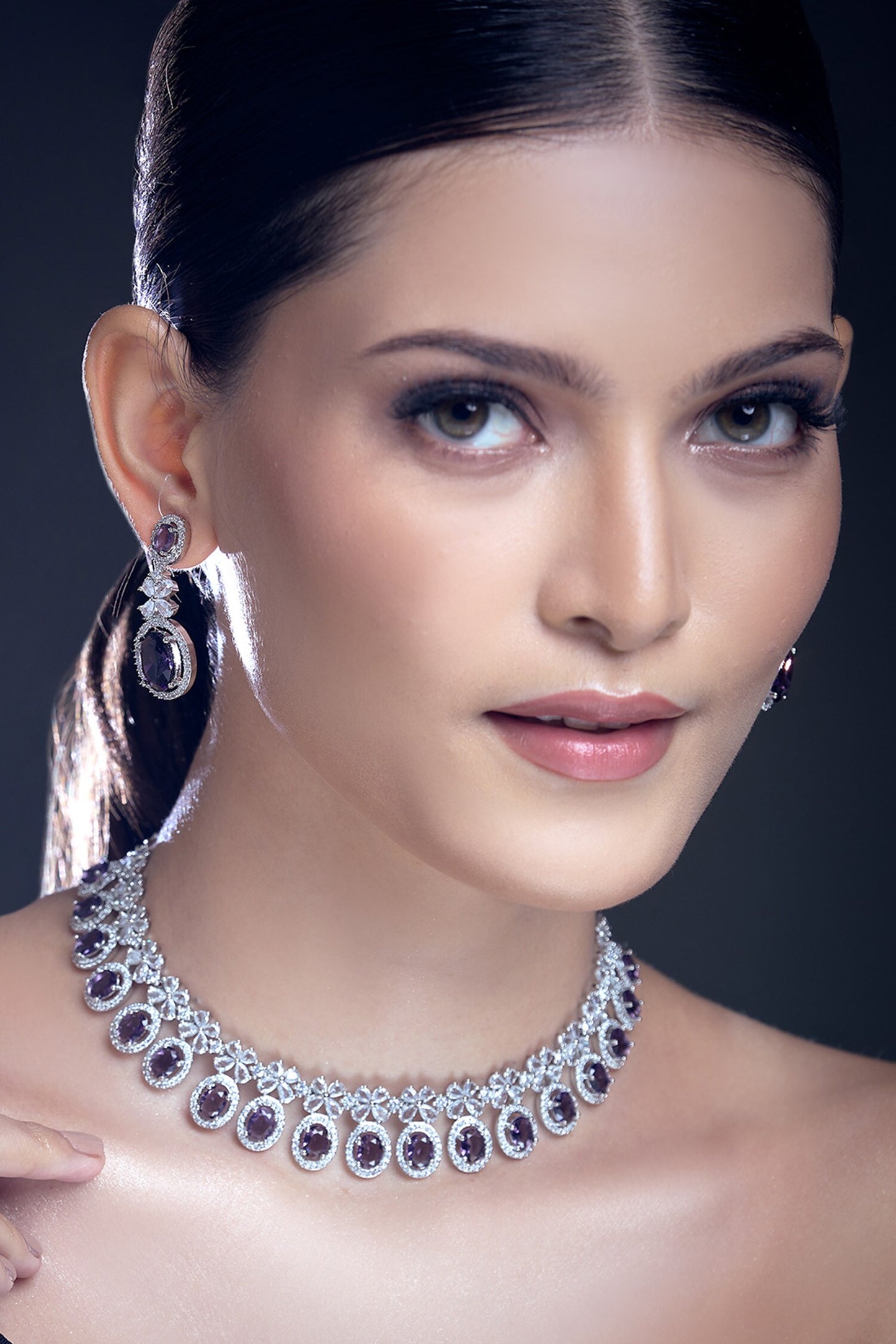 Zirconia Embellished Necklace Set 