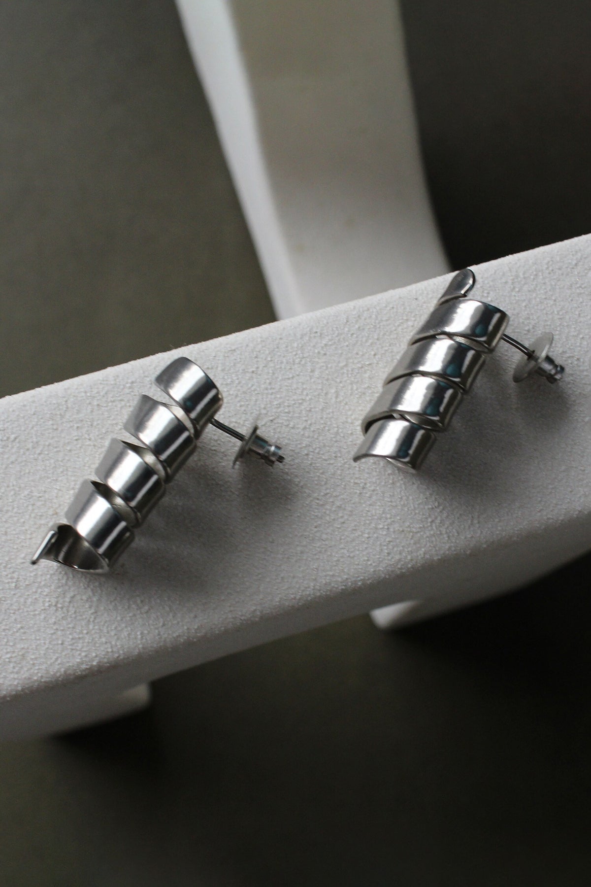 Lyra Spiral Earrings 