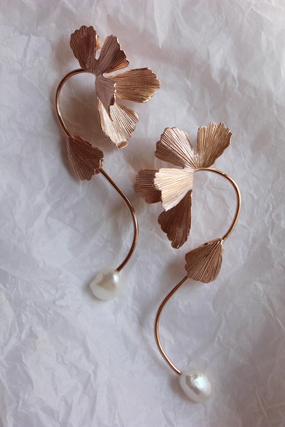 S Shape Belle Fiore Dangler Earrings 
