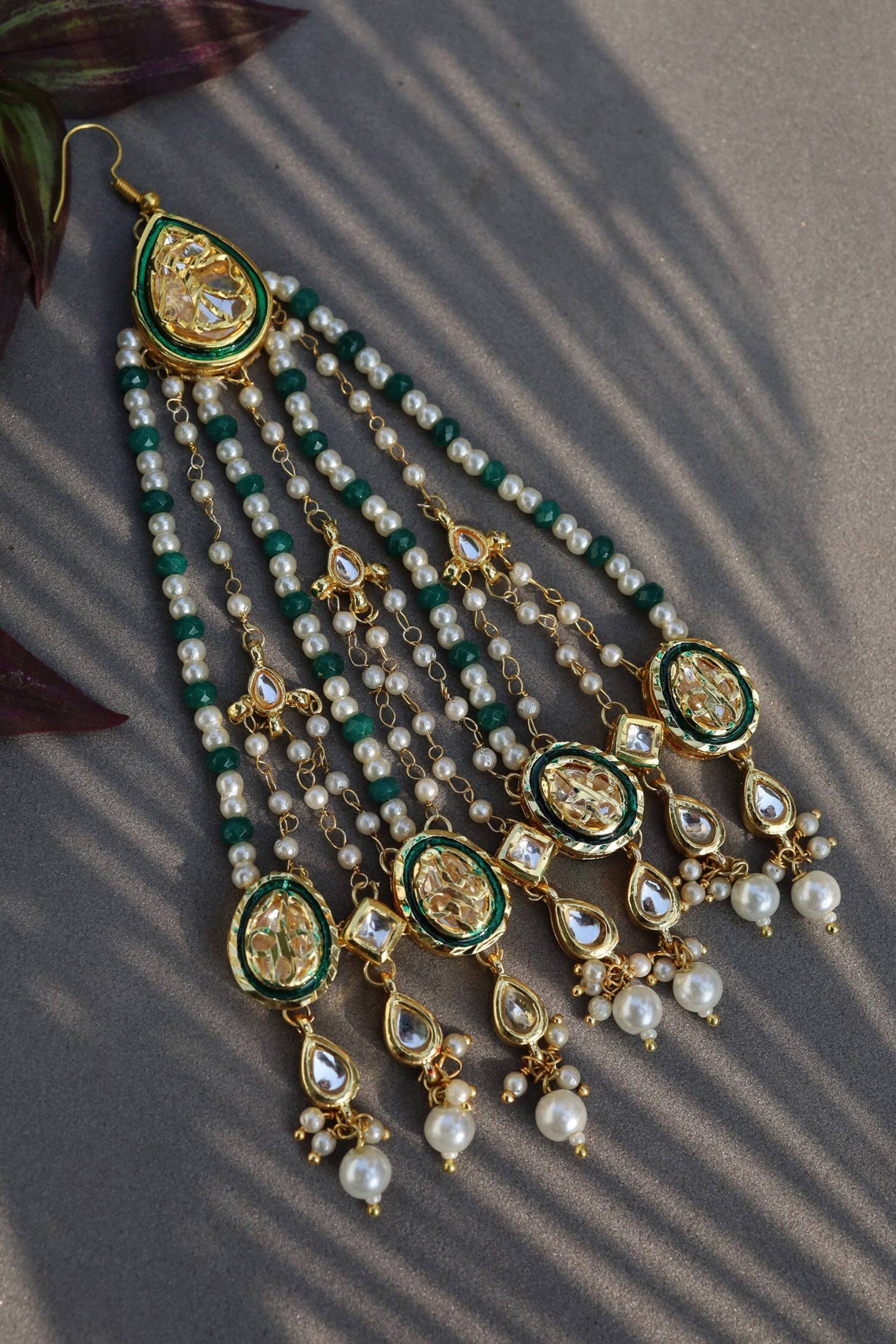 Kundan Embellished Passa 