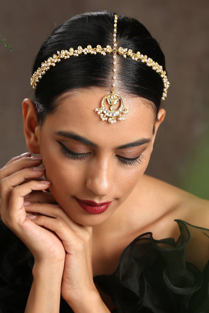 Kundan Embellished Mathapatti 
