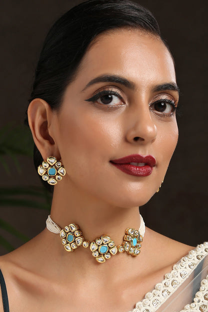 Kundan Embellished Floral Unit Choker Necklace Set 