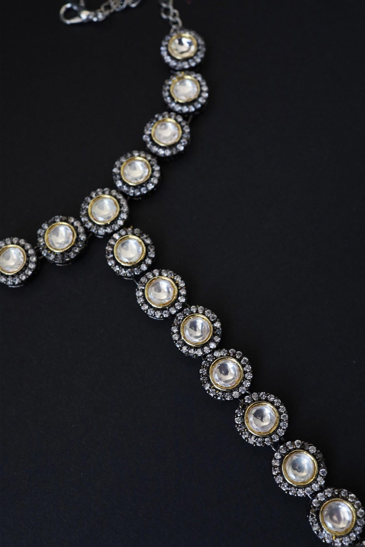 Victorian Polki Embellished Hathphool 