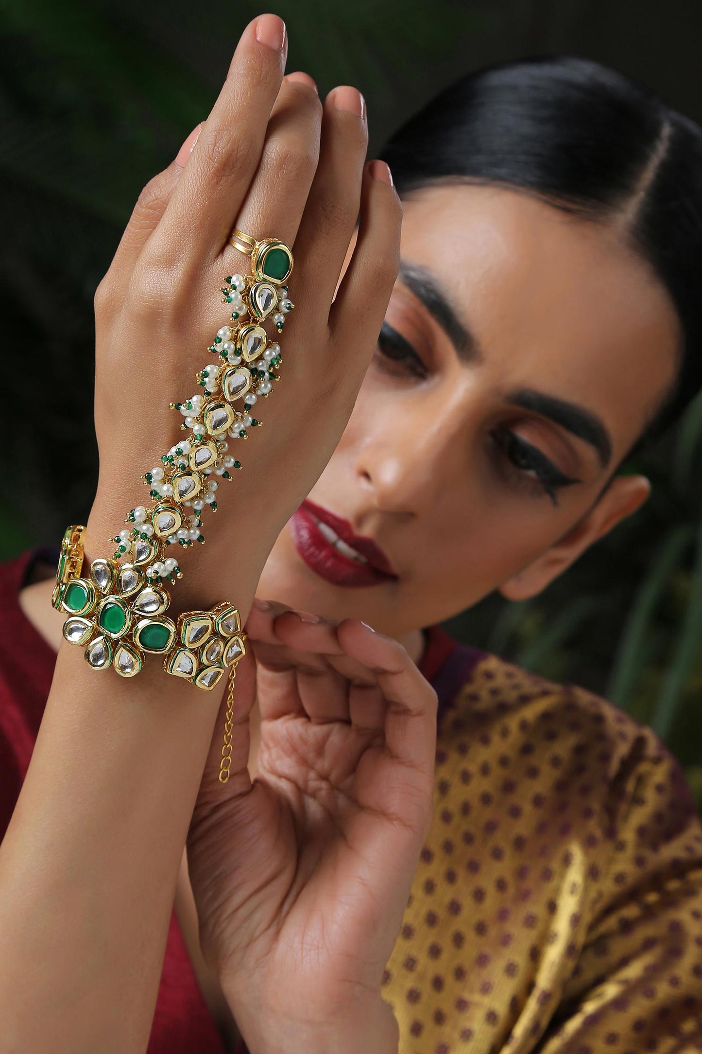 Kundan Embellished Hathphool 