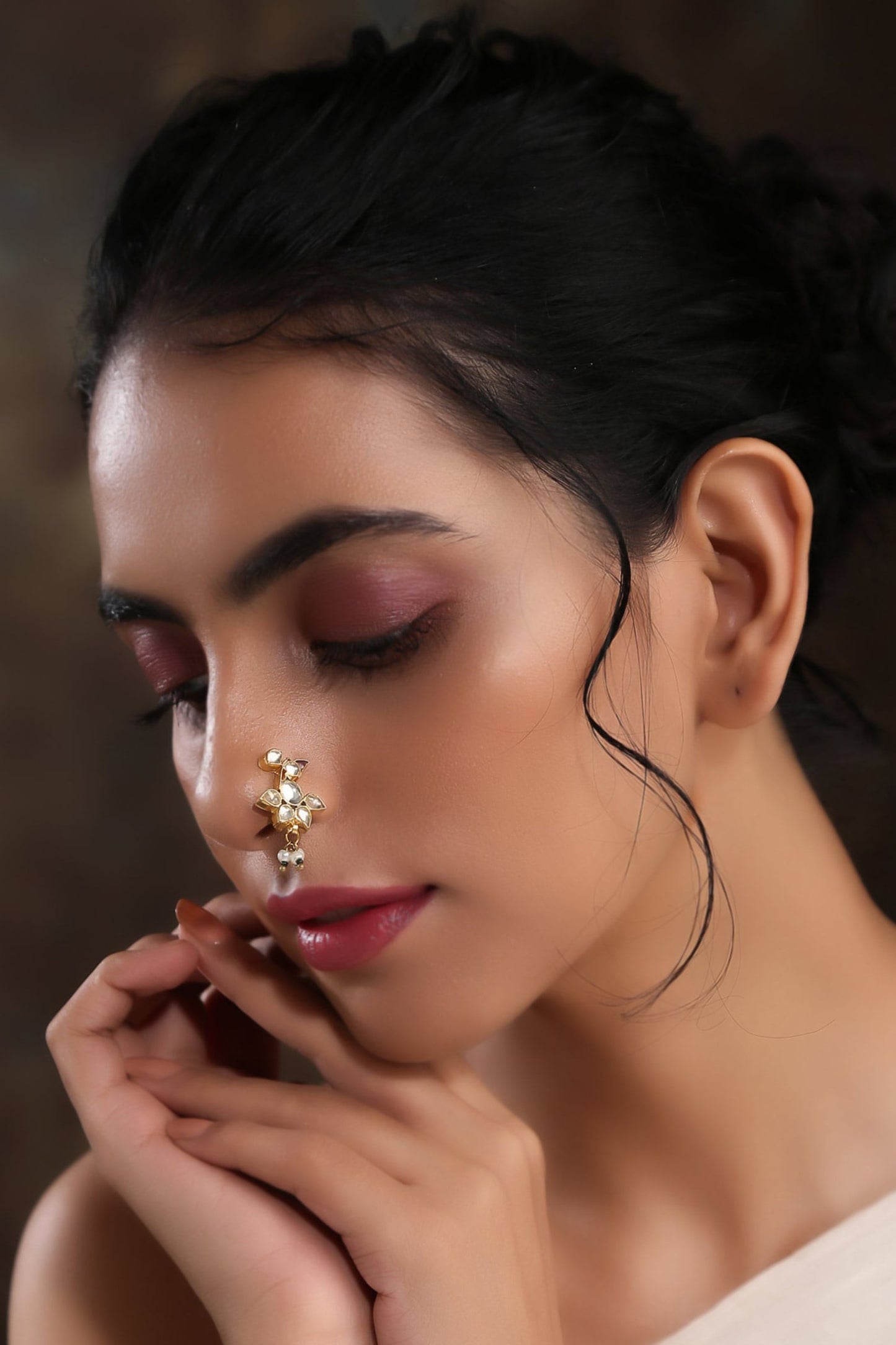 Kundan Embellished Nosepin 