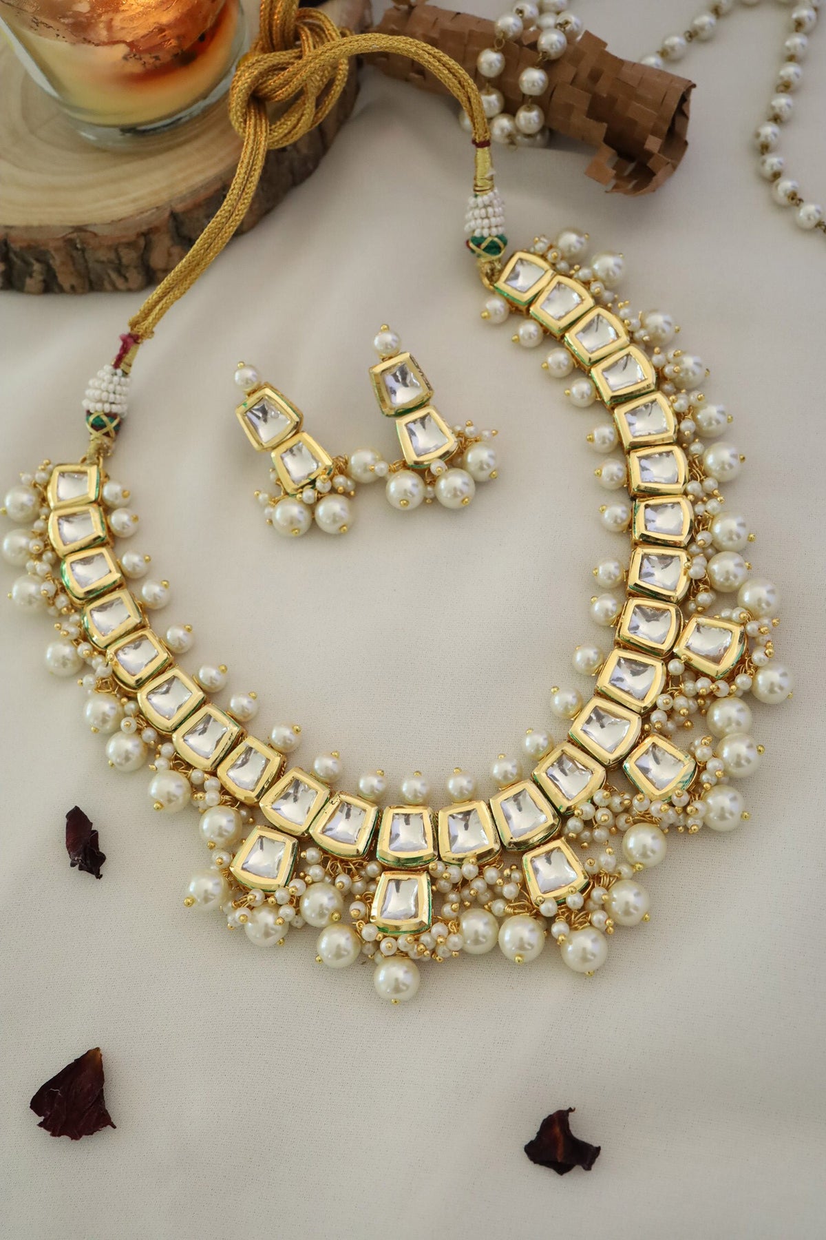 Kundan Embellished Necklace Set 