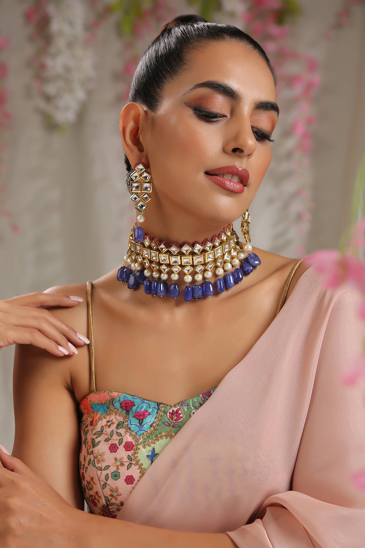 Kundan Embellished Choker Set 