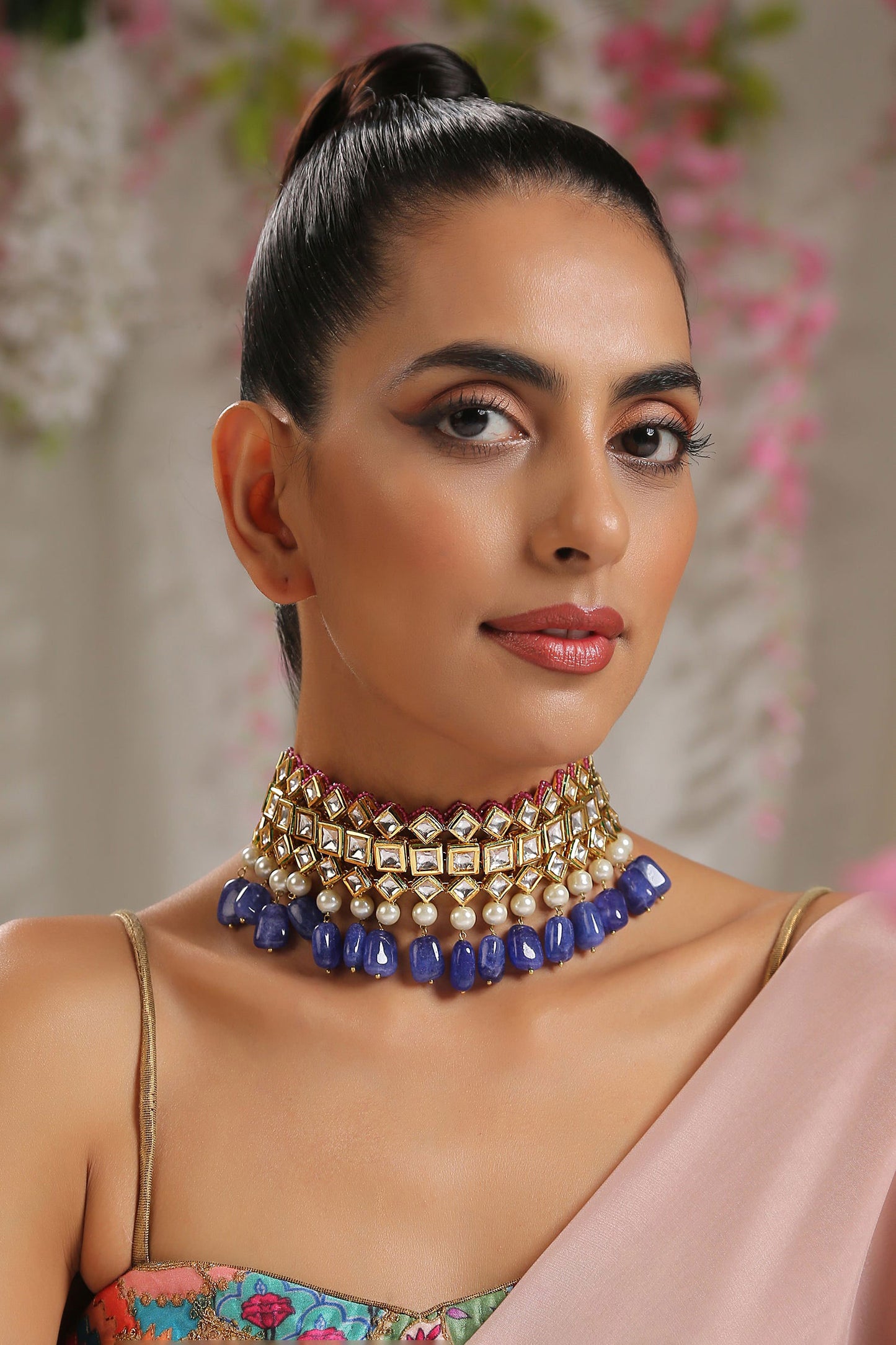 Kundan Embellished Choker Set 