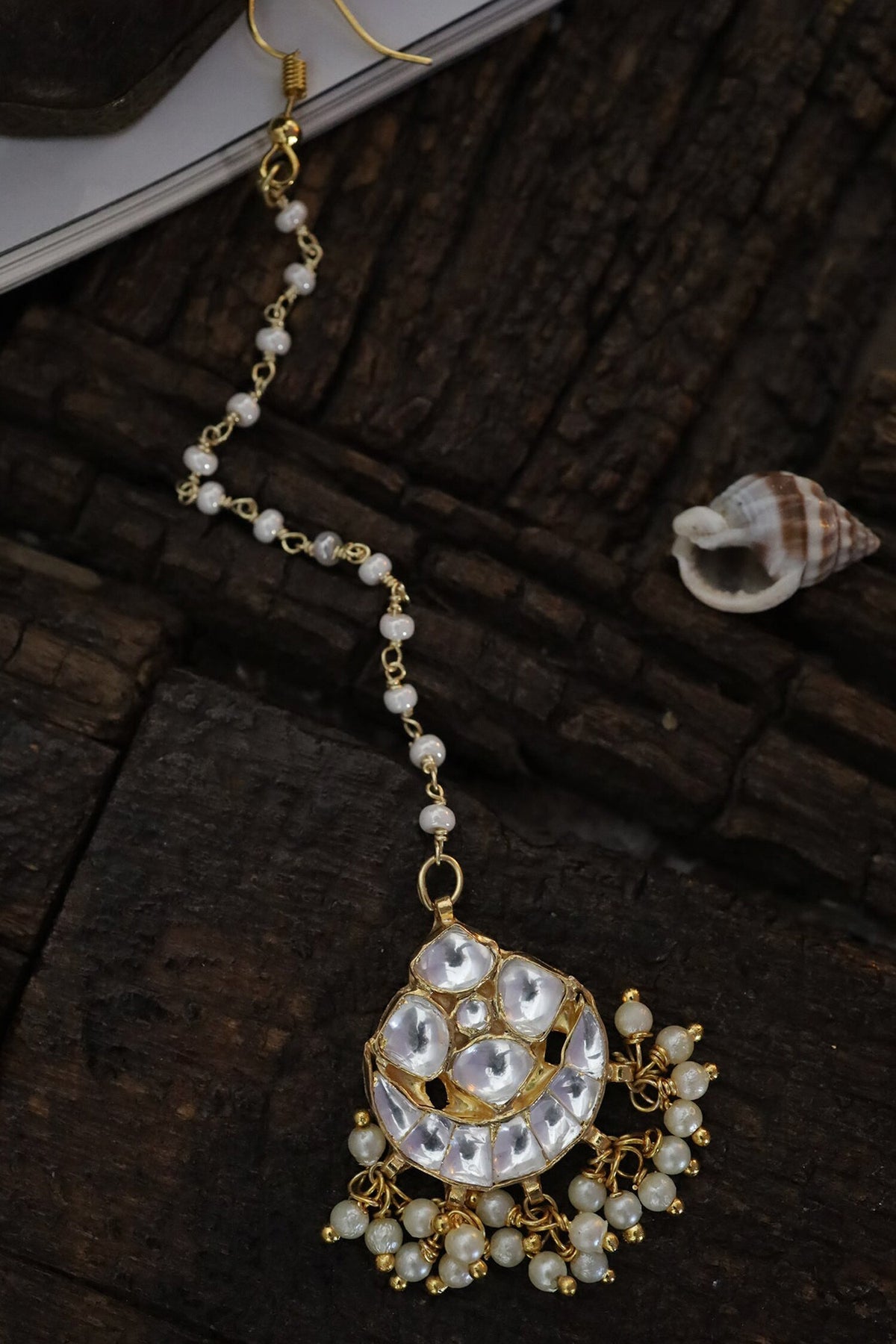 Kundan Embellished Maangtikka 