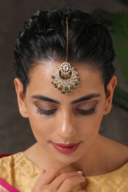 Half Crescent Carved Maangtikka 