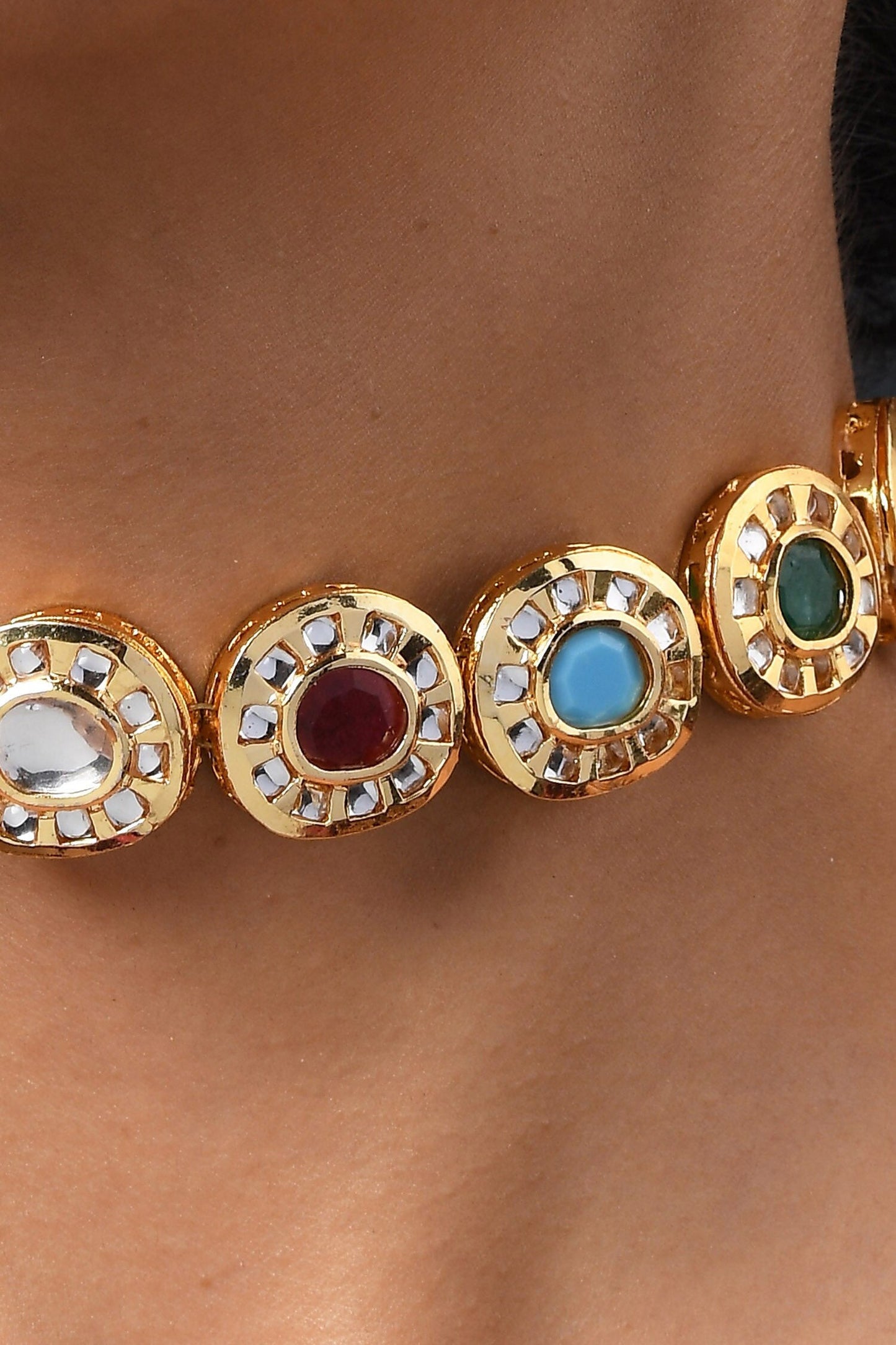 Navrattan Choker 