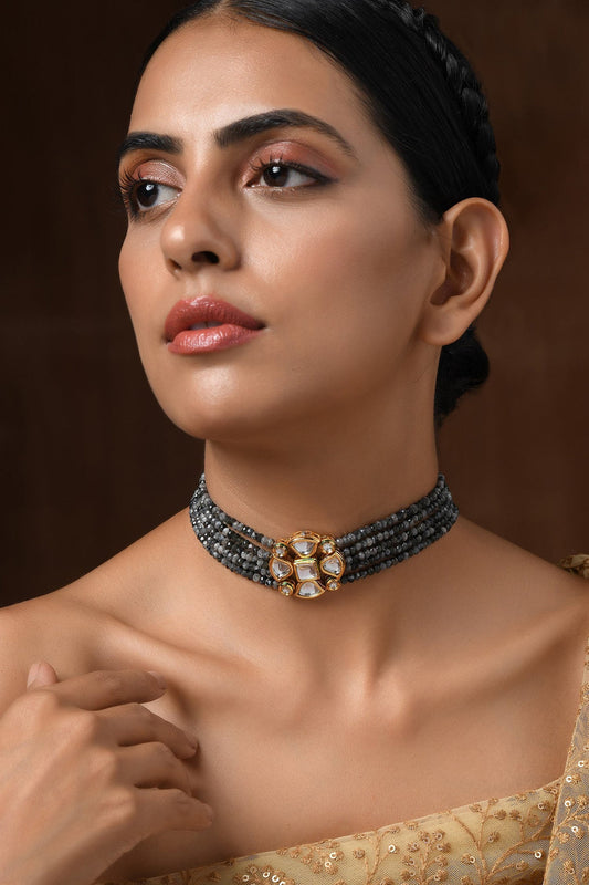 Floral Carved Centre Choker 