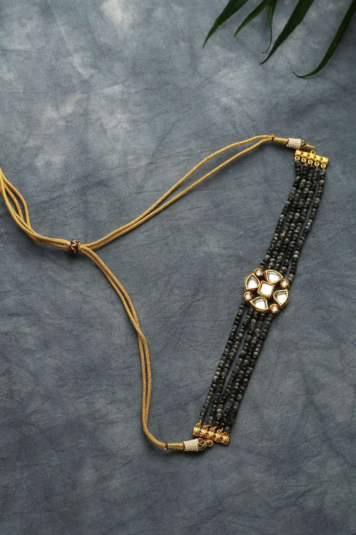 Floral Carved Centre Choker 