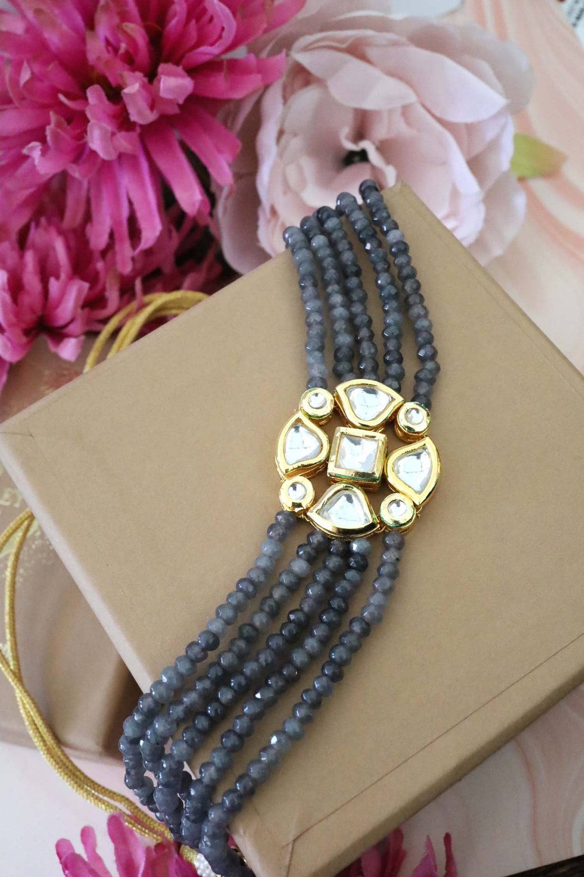Floral Carved Centre Choker 
