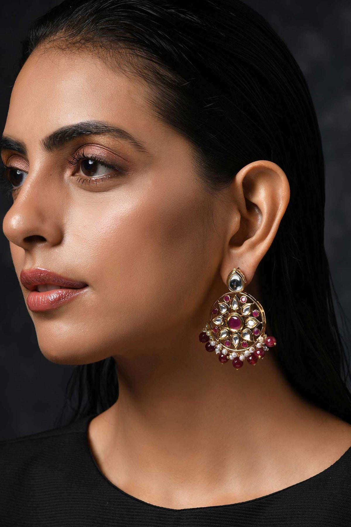 Handcrafted Floral Pattern Kundan Earrings 