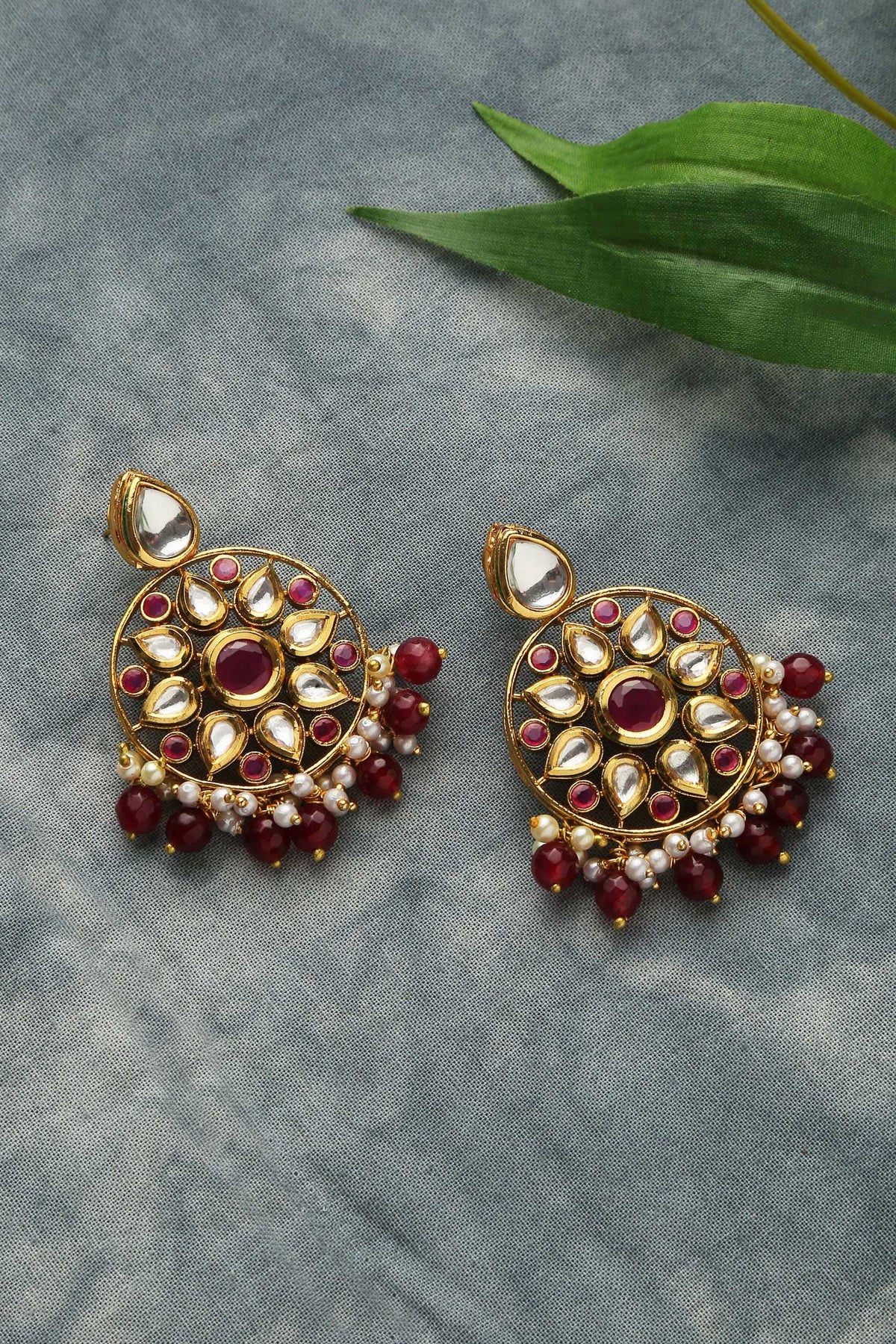 Handcrafted Floral Pattern Kundan Earrings 